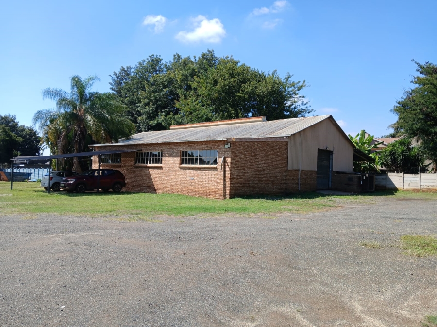 To Let Commercial Property for Rent in Waterval East North West